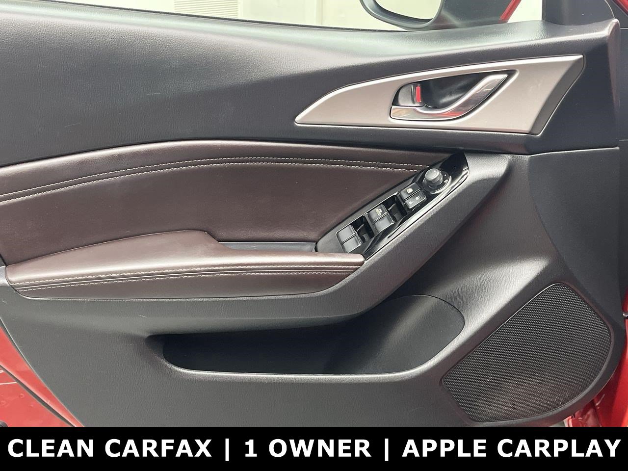 Used 2018 MAZDA MAZDA3 Touring FWD image 6