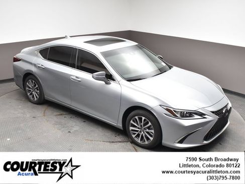 Used 2023 Lexus ES 350 w/ Accessory Package (Z2) image 30
