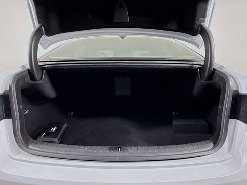 Used 2018 Genesis G80 3.8 w/ Option Group 03 image 28