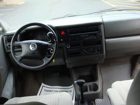 Used 2001 Volkswagen Eurovan FWD image 13