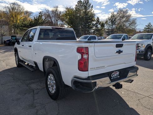 Used 2024 Chevrolet Silverado 3500 W/T image 8