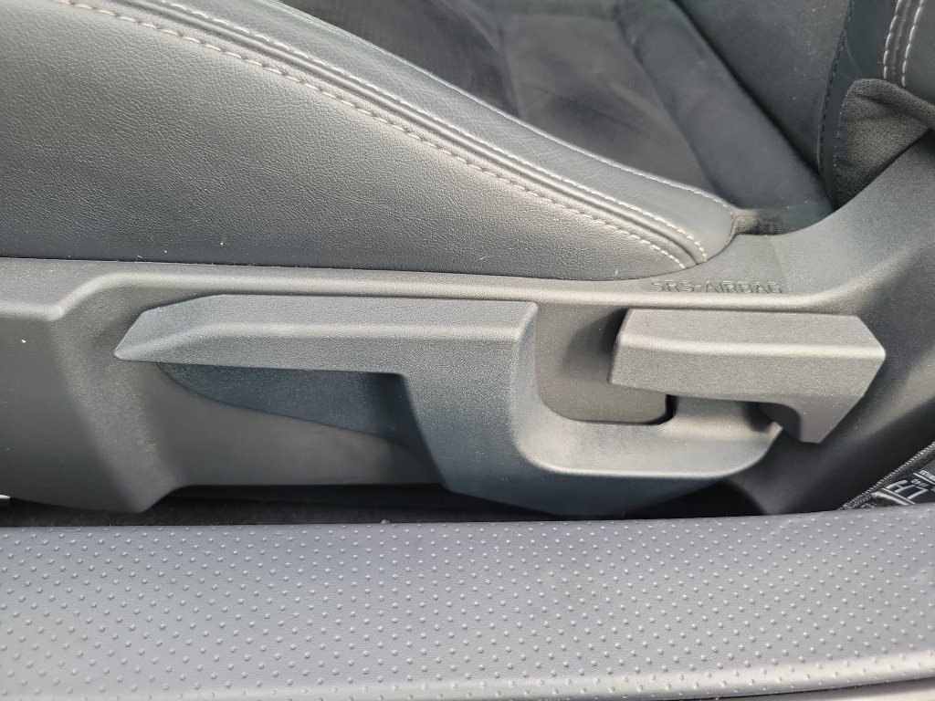 Used 2023 Toyota GR86 Premium w/ ALL Weather Mat Package (TMS) RWD image 18