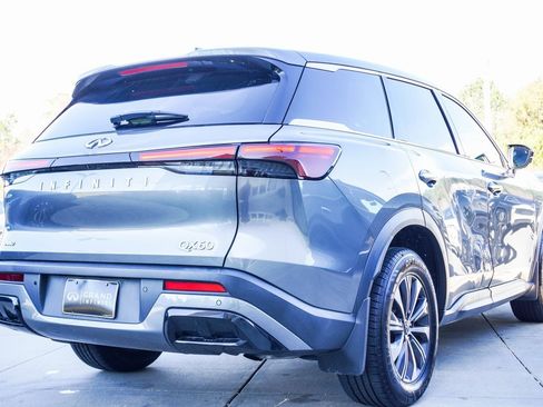 Certified 2023 INFINITI QX60 Pure image 8