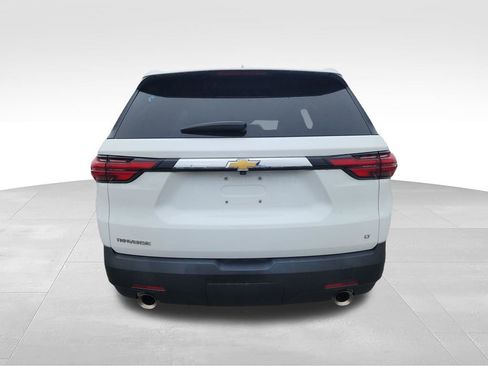 Used 2023 Chevrolet Traverse LT FWD image 8