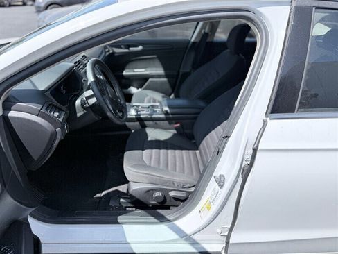 Used 2018 Ford Fusion S w/ Equipment Group 101A FWD image 15
