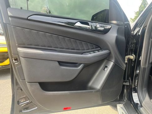 Used 2018 Mercedes-Benz GLE 43 AMG 4MATIC image 17