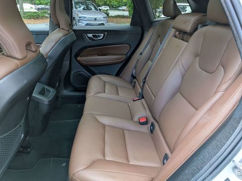 Used 2023 Volvo XC60 B5 Plus AWD/4WD image 14