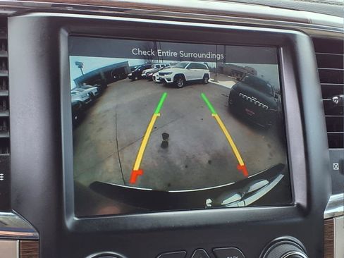 Used 2017 RAM 1500 Laramie w/ Convenience Group image 15