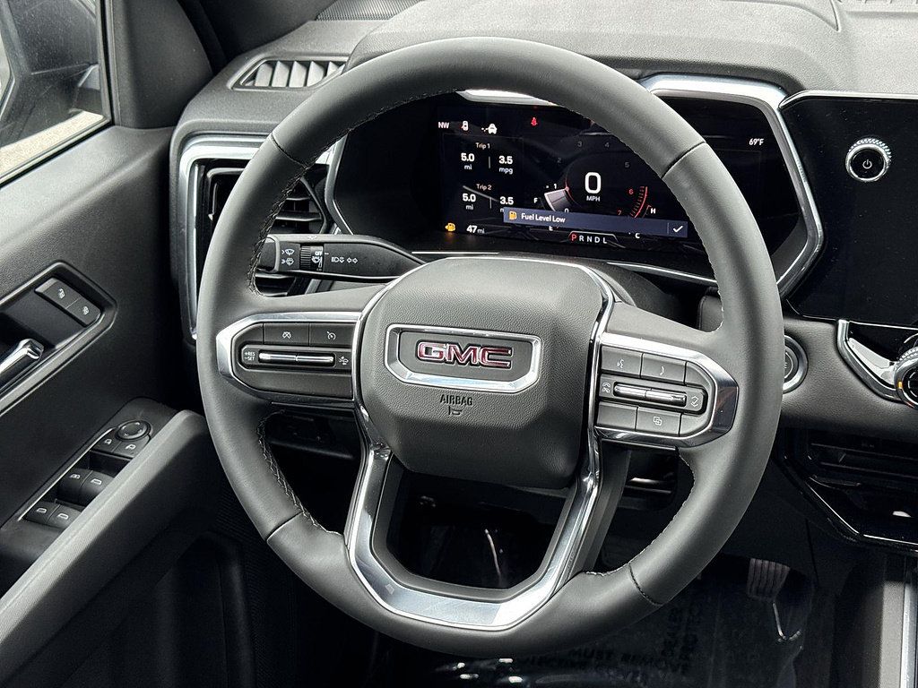 New 2026 GMC Canyon Elevation RWD image 8