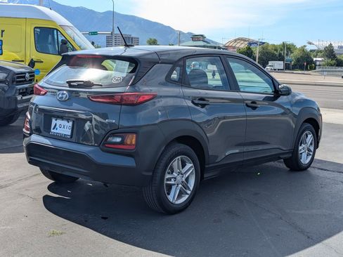 Used 2021 Hyundai Kona SE AWD/4WD image 4