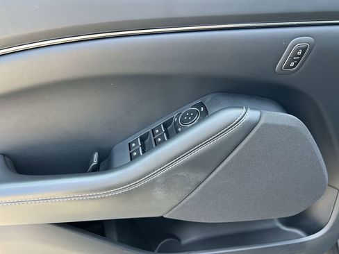 Used 2023 Ford Mustang Mach-E Select image 15