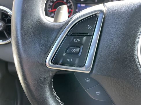 Used 2022 Chevrolet Camaro LT w/ RS Package image 16