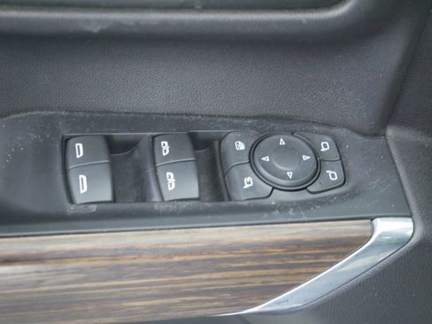 Used 2020 Chevrolet Silverado 1500 High Country w/ Technology Package AWD/4WD image 20