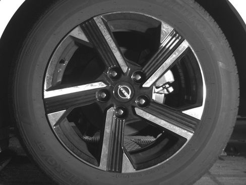 Used 2025 Nissan Sentra SV FWD image 14