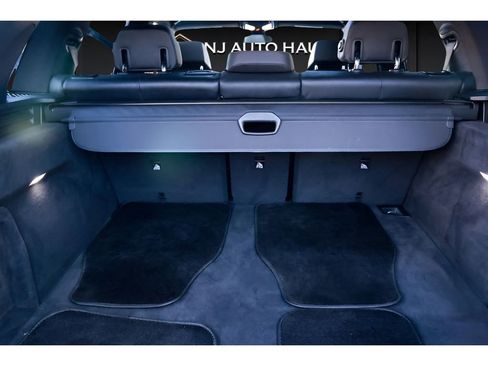 Used 2022 BMW X5 M50i w/ Premium Package image 55