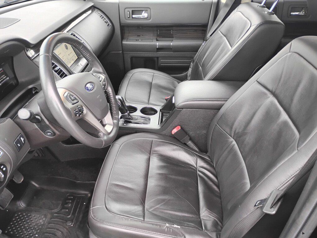 Used 2019 Ford Flex SEL w/ Equipment Group 202A AWD/4WD image 9