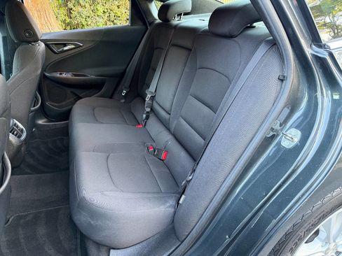 Used 2016 Chevrolet Malibu LT image 16