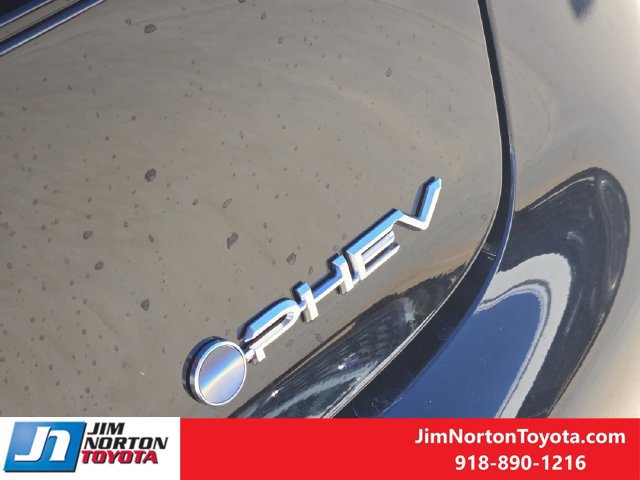 New 2027 Toyota Prius Plug-In Hybrid FWD image 9