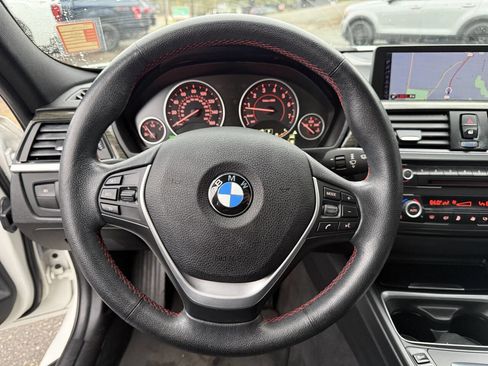 Used 2013 BMW 328i xDrive Sedan image 16