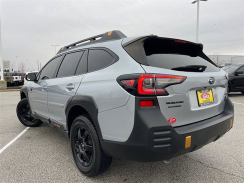 Used 2022 Subaru Outback Wilderness image 8