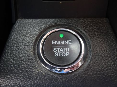 Used 2018 Ford F150 Lariat w/ Equipment Group 502A Luxury image 27