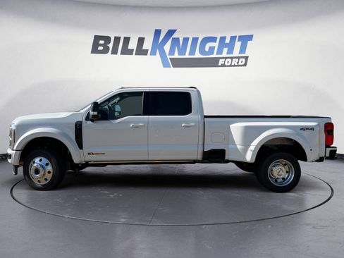 Used 2026 Ford F450 Platinum AWD/4WD image 2