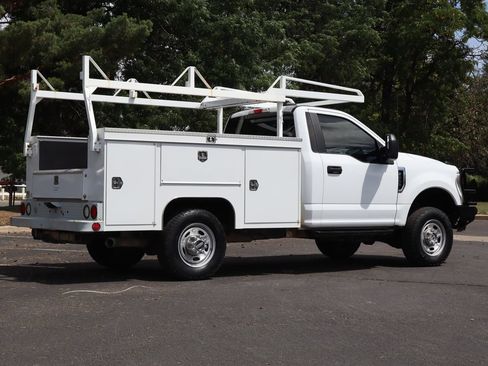 Used 2022 Ford F250 XL w/ STX Appearance Package AWD/4WD image 5