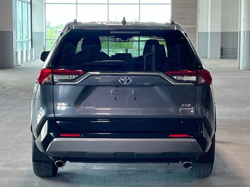 Used 2021 Toyota RAV4 XSE w/ XSE Grade Weather Package AWD/4WD image 9