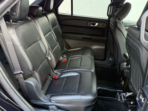 Used 2020 Ford Explorer 4WD Police Interceptor image 4