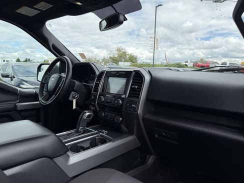 Used 2018 Ford F150 XLT w/ Equipment Group 302A Luxury AWD/4WD image 19