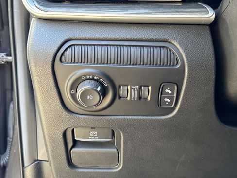 Used 2022 Jeep Wagoneer Series III w/ Convenience Group I image 20