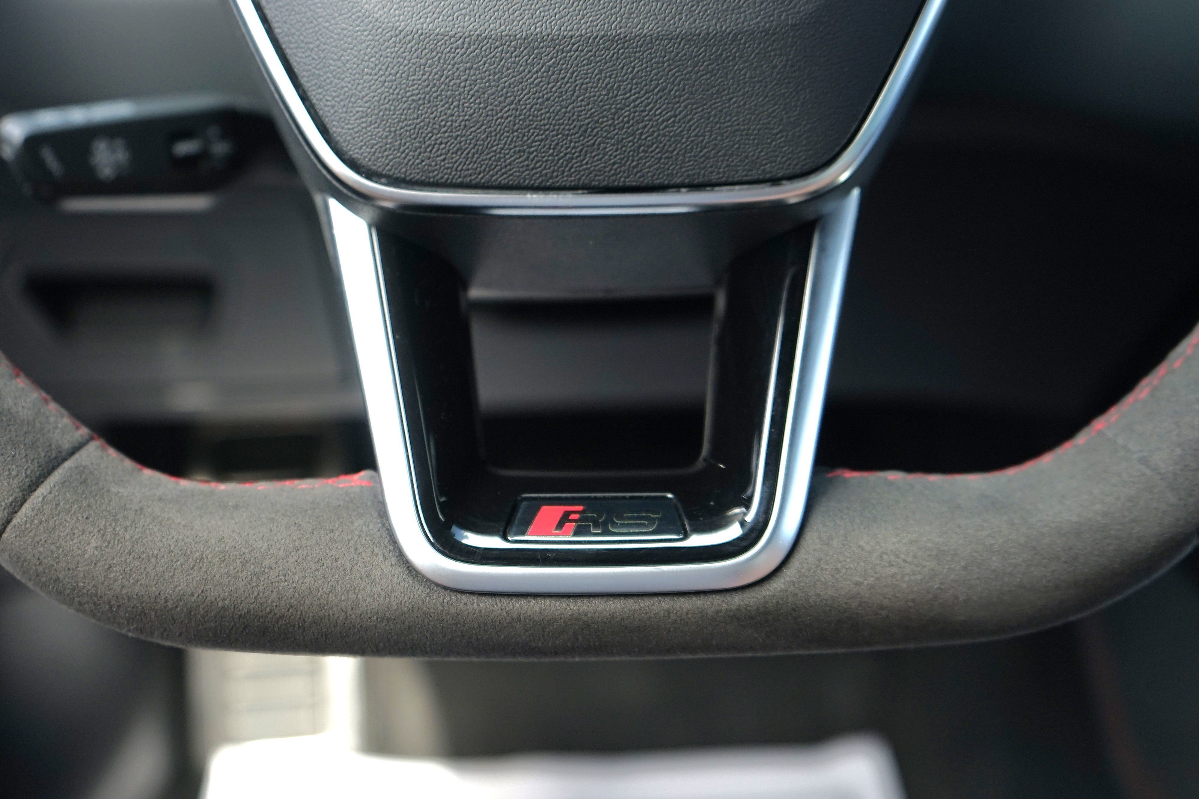 Used 2022 Audi RS 6 AWD/4WD image 23
