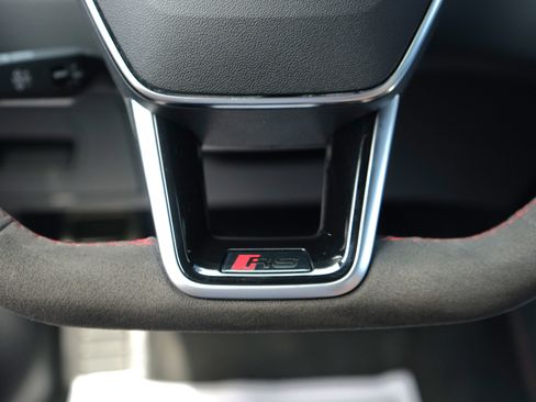 Used 2022 Audi RS 6 AWD/4WD image 23