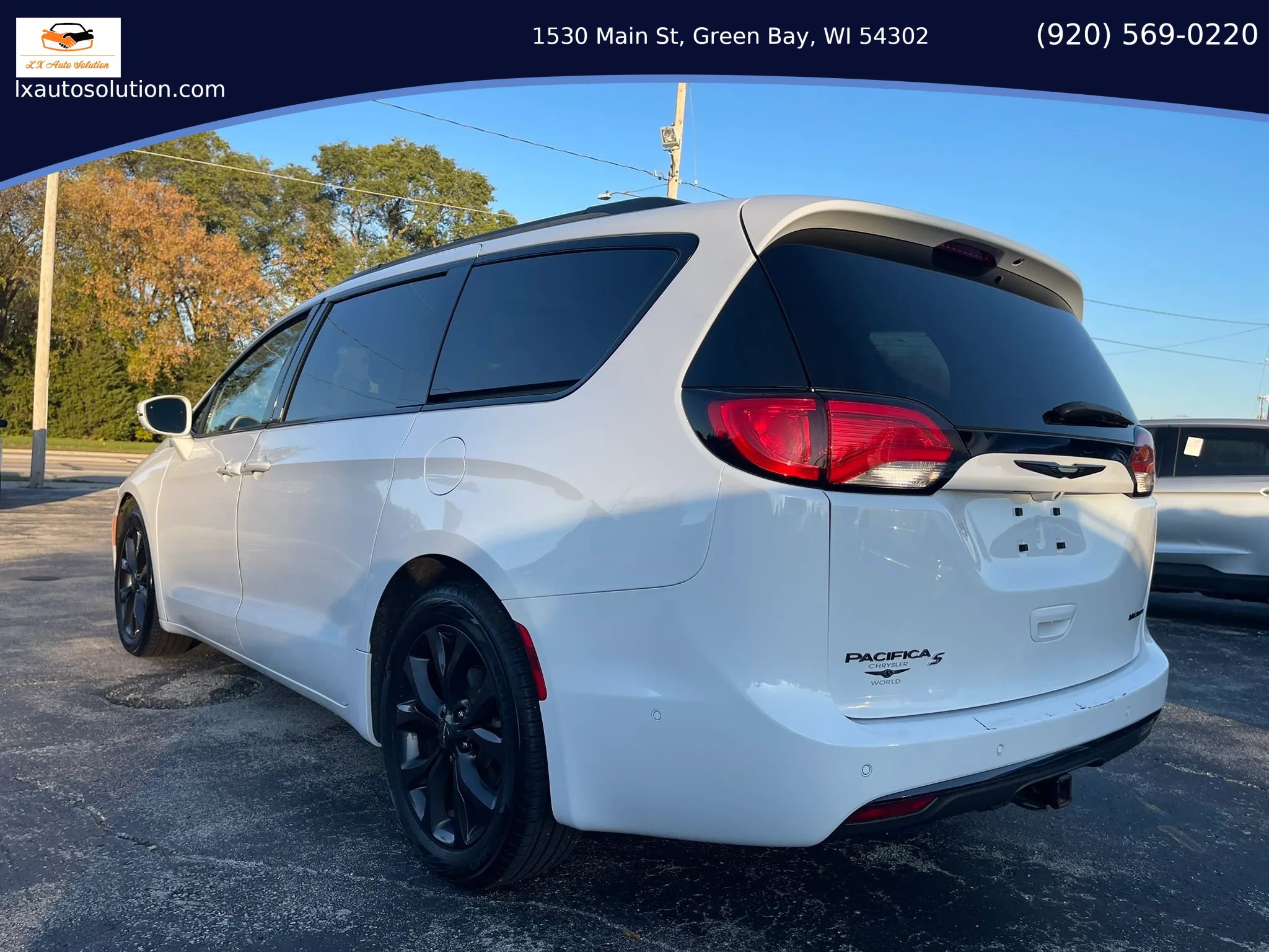 Used 2019 Chrysler Pacifica Limited FWD image 13