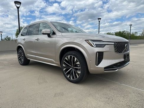 New 2026 Volvo XC90 B6 Plus w/ Protection Package AWD/4WD image 2