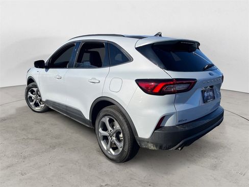 Used 2025 Ford Escape ST-Line Elite image 4