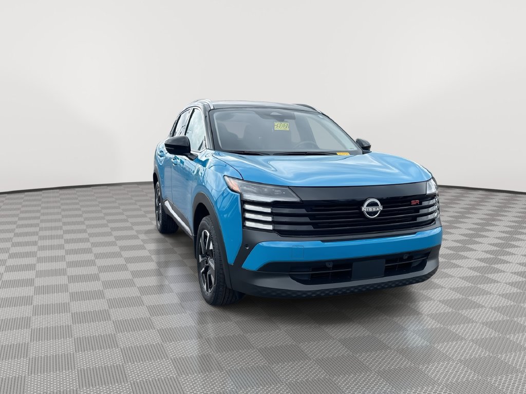 Certified 2025 Nissan Kicks SR FWD image 4