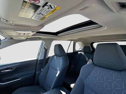 Used 2023 Toyota RAV4 XLE image 20