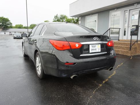 Used 2016 INFINITI Q50 3.0t Premium w/ Cargo Package RWD image 7