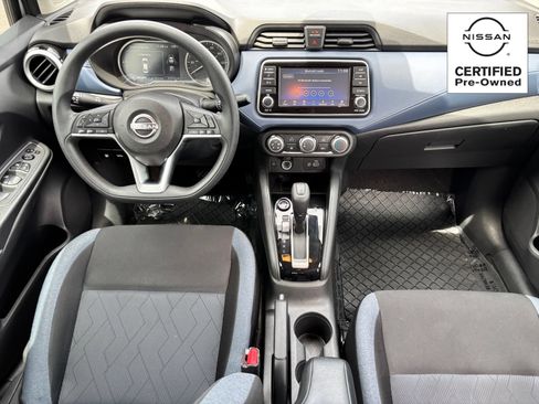 Used 2023 Nissan Versa SV FWD image 12
