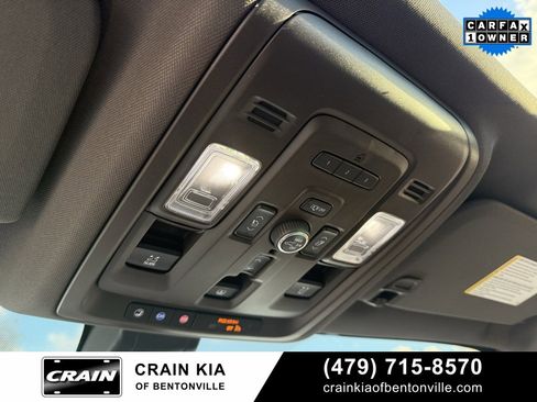 Used 2021 GMC Yukon XL SLT w/ SLT Premium Package image 21