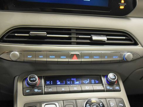 Used 2022 Hyundai Palisade SEL w/ Premium Package image 17