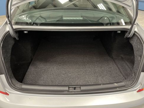 Used 2020 Volkswagen Passat 2.0T R-Line image 15