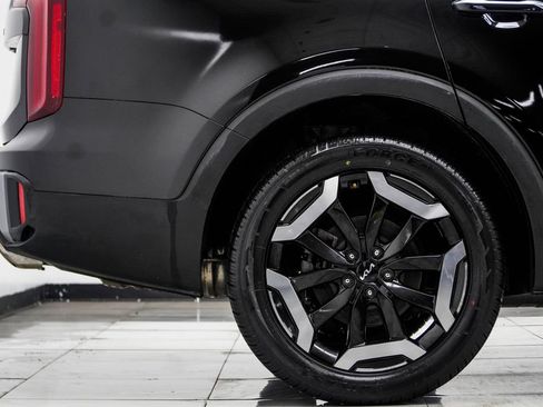 Used 2023 Kia Telluride S w/ S Sunroof Package FWD image 9