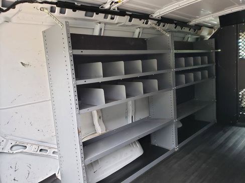 Used 2014 Chevrolet Express 3500 RWD 3500 135 image 6