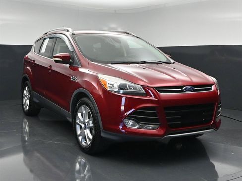 Used 2016 Ford Escape Titanium w/ Equipment Group 301A AWD/4WD image 1
