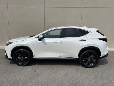 Used 2024 Lexus NX 450h+ AWD w/ Vision Package image 4
