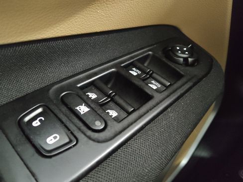 Used 2020 Jeep Renegade Sport FWD image 27