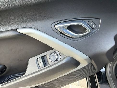 Used 2016 Chevrolet Camaro LT RWD image 13