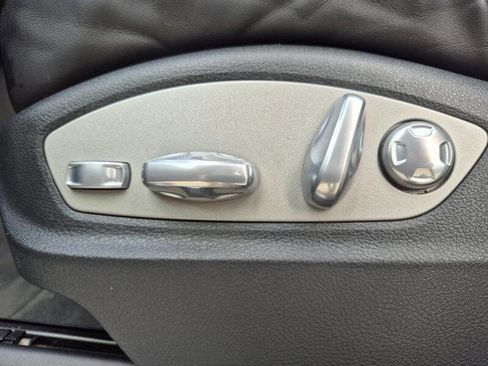 Used 2016 Porsche Macan S image 35